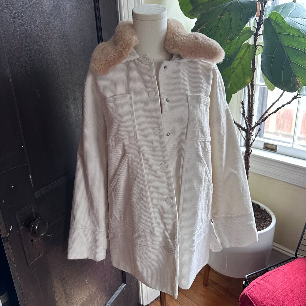 Ganni Ridgewood Faux Fur-trimmed Cotton-blend Corduroy Jacket in off-white. - Picture 6 of 12